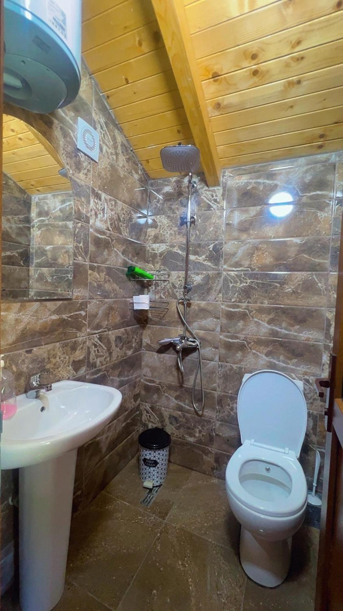 Krojet E Rrogamit Valbone Exterior foto